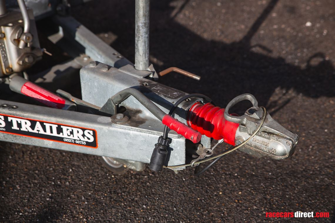 2018-brian-james-ad-cd-twin-axle-hydraulic-ti