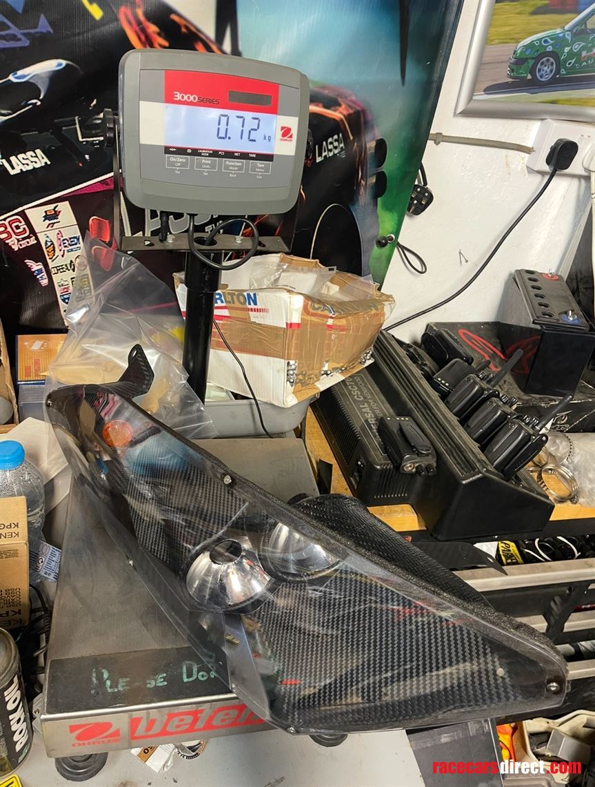 nismo-gt3-carbon-headlights