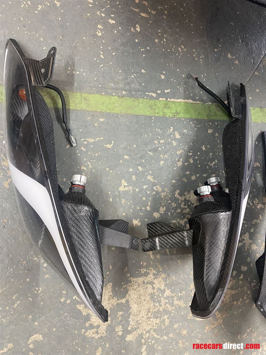 nismo-gt3-carbon-headlights