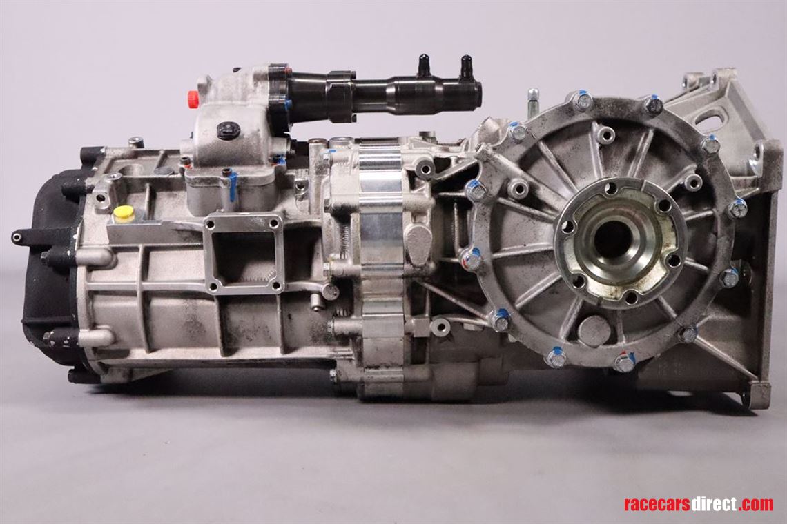 audi-r8-gt3-lms-gearbox-42a300045