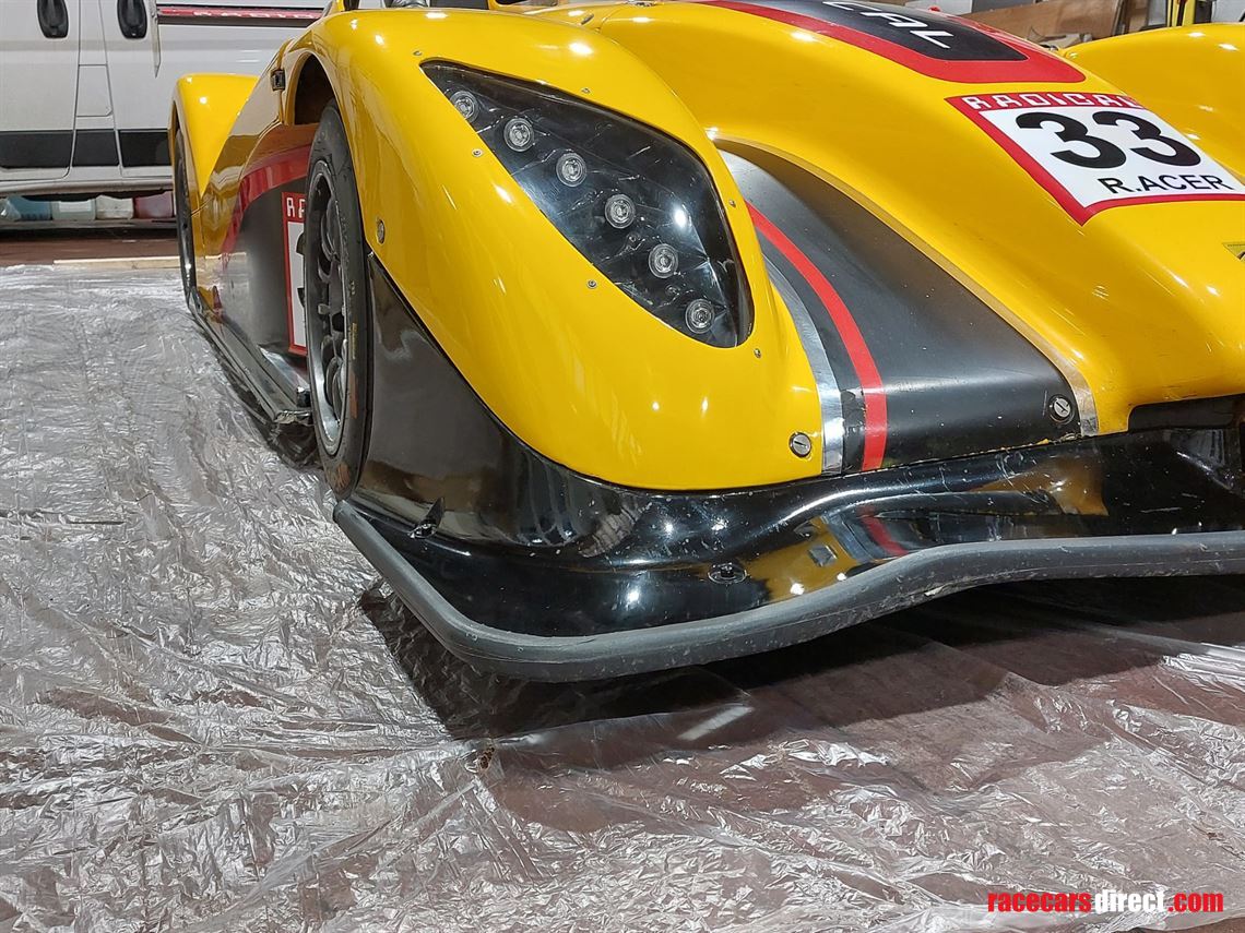 radical-sr1-2018-race-or-track-car-gleaming