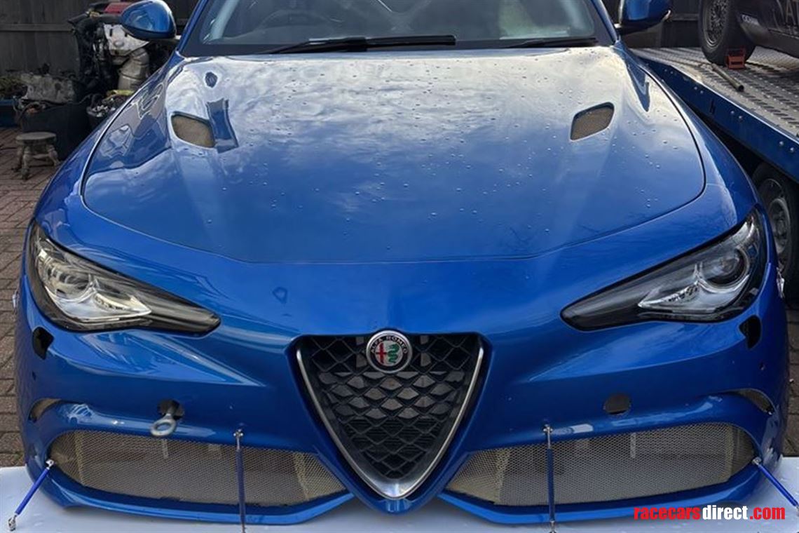 alfa-rome-giulia-quadrifoglio-verde-racing-pr