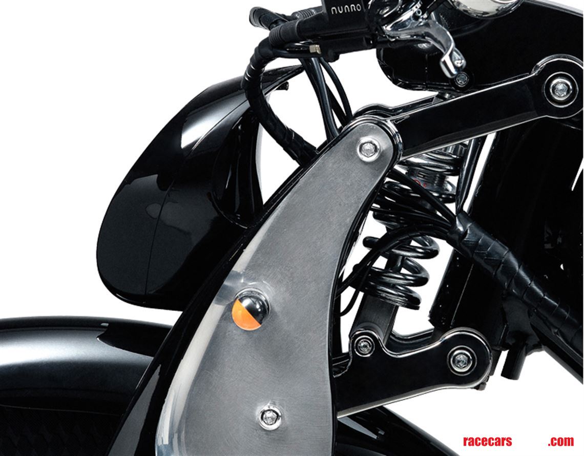 munro-electric-bike---ultimate-pit-paddock-tr