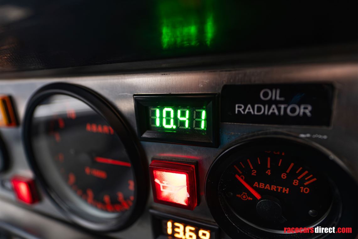 1988-lancia-delta-integrale-8v