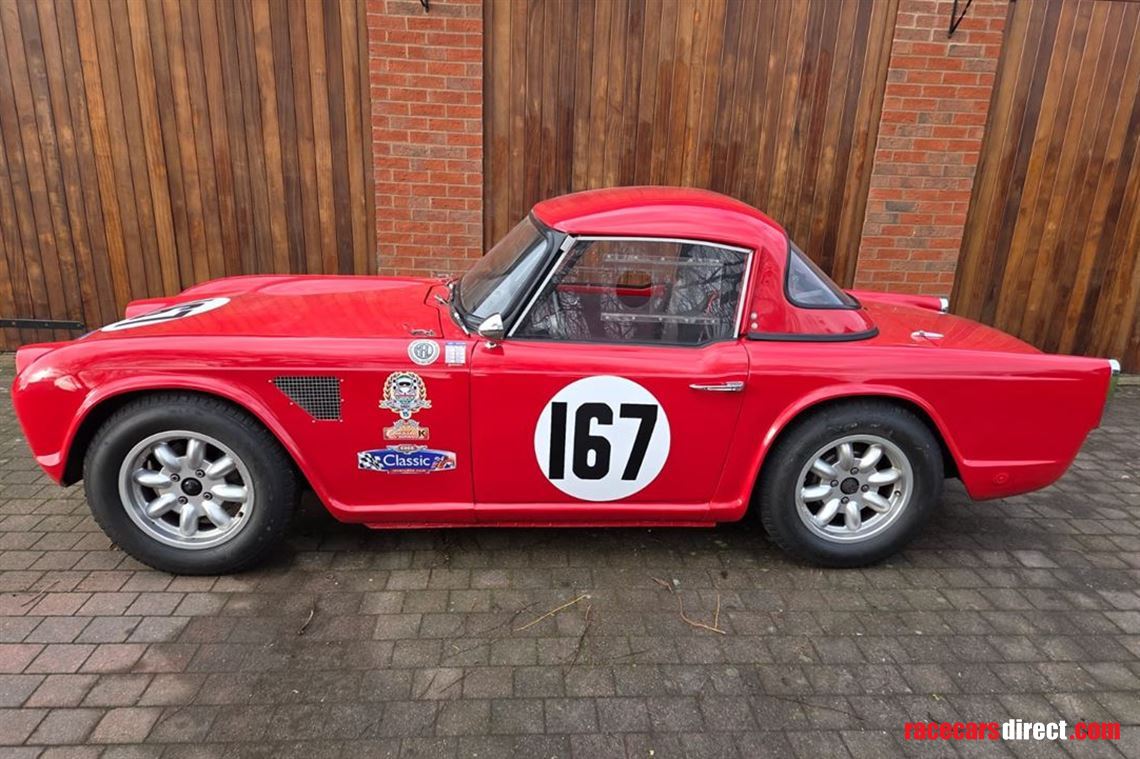 1963-triumph-tr4-competition-car