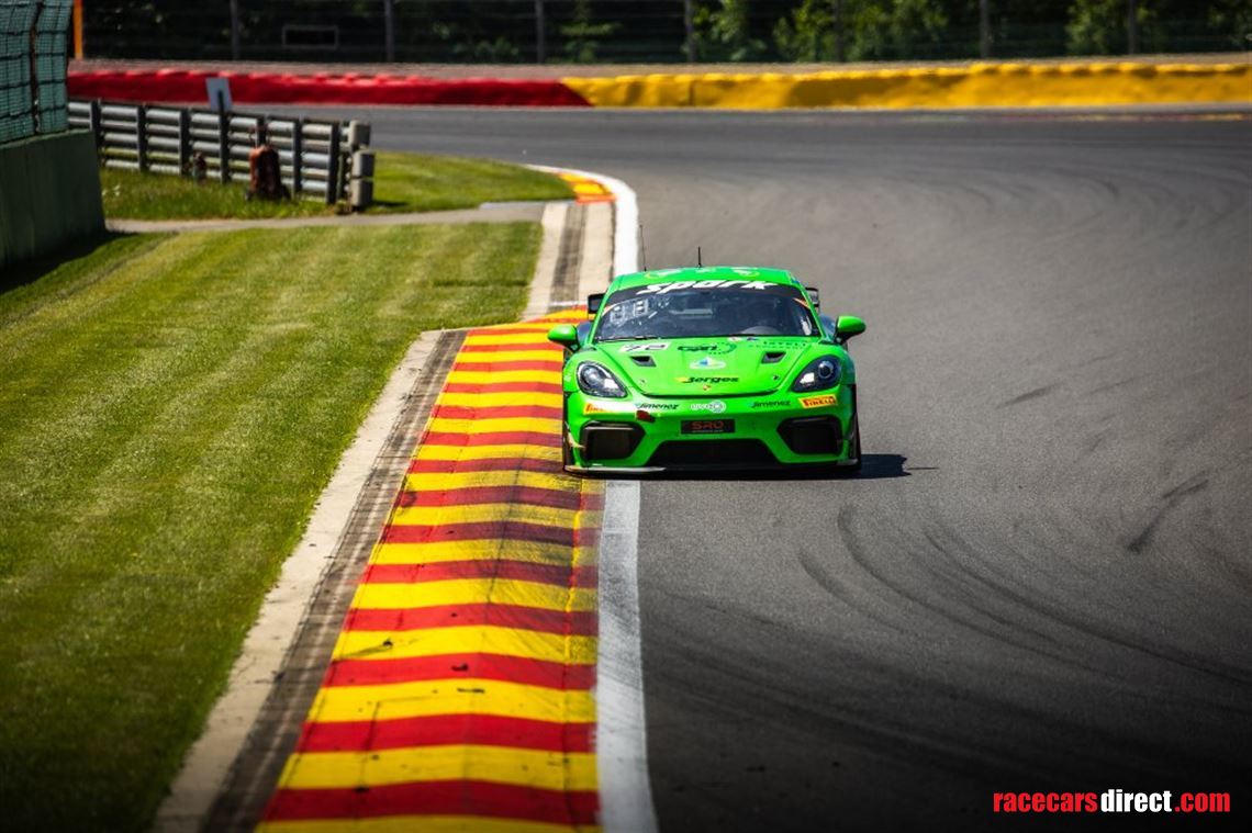 porsche-cayman-718-cs