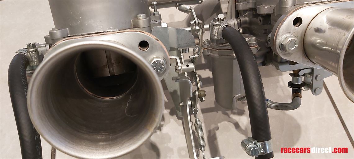 pair-of-hs8-sus-on-a-triumph-dolomite-sprint