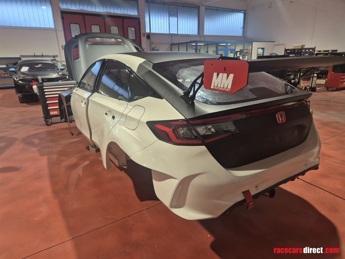 honda-civic-type-r-tcr---fl5-record-car
