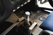 1961-daimler-sp250-dart-v8-roadster-with-hard