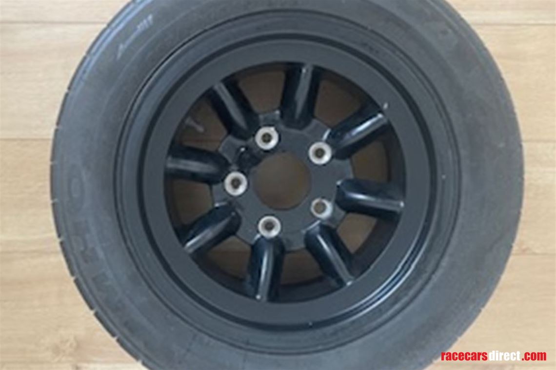 porsche-magnesium-minilites-9x15-911-st-1970s