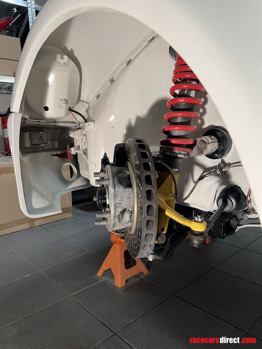 winner-porsche-911-irocrsr