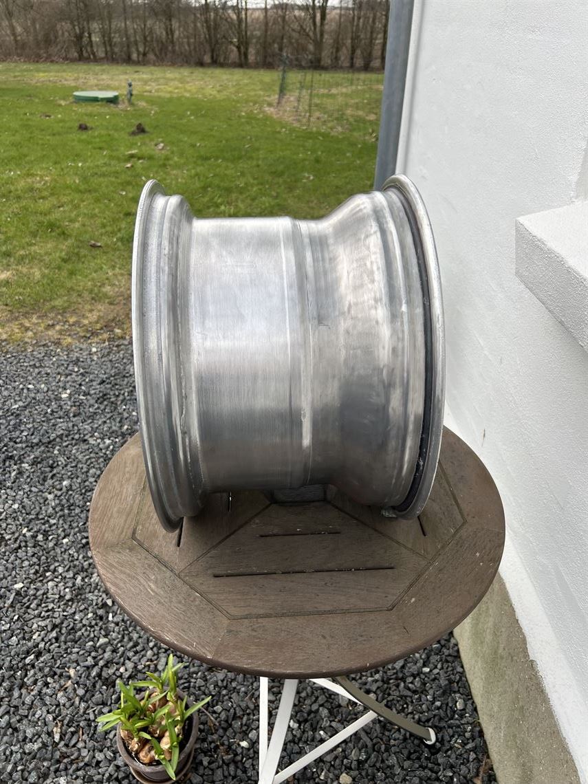 1976-porsche-911-30l-irocrsr-make-an-offer