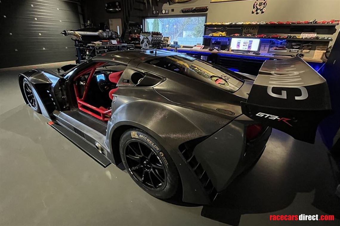 2018-callaway-corvette-c7-gt3-r