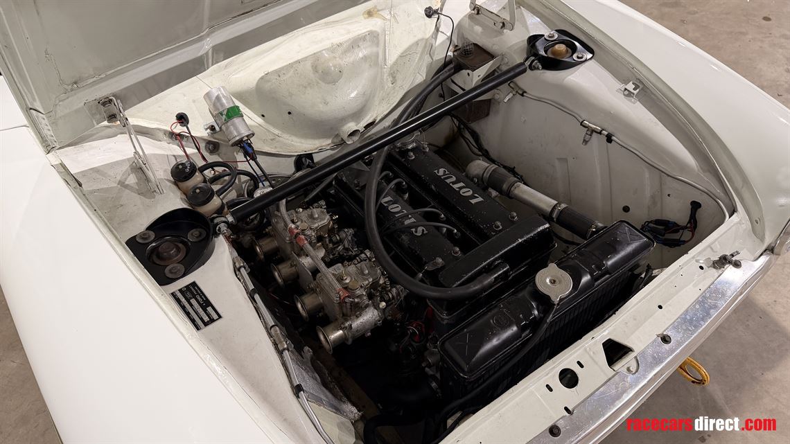 lotus-cortina-race-car