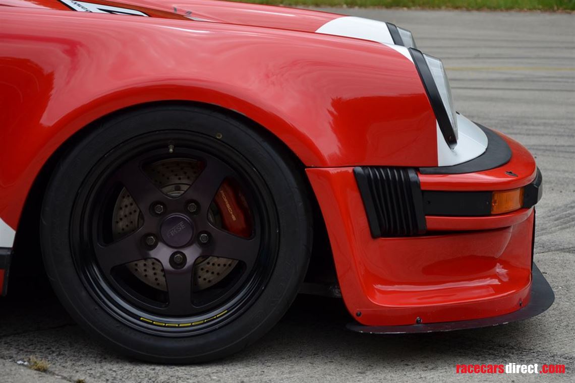 porsche-930-race-rallye-car-new-rebuilt
