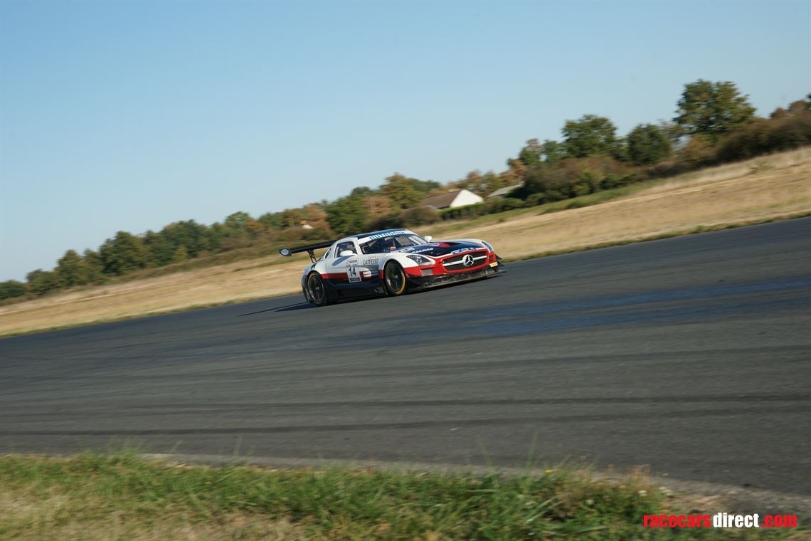 mercedes-sls-amg-gt3