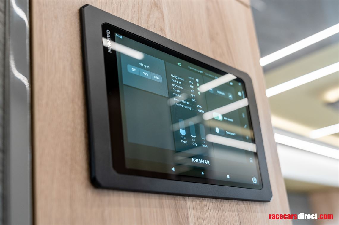 krismar-motorhome-on-merdedes-benz-actros-265