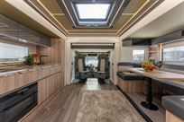 krismar-motorhome-on-merdedes-benz-actros-265