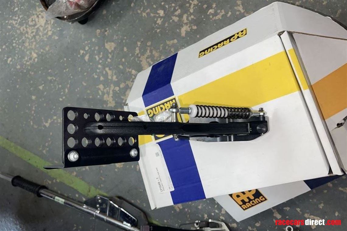 sliding-reversed-pull-throttle-pedal-assembly