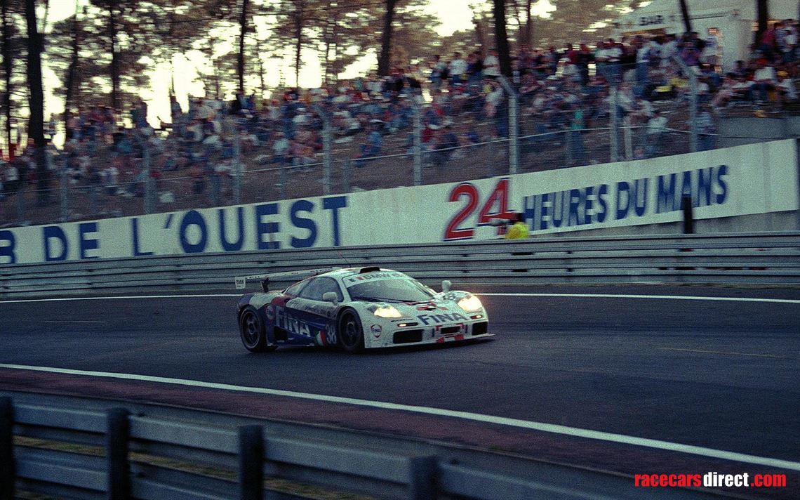 mclaren-f1-gtr
