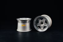 ferrari-f40-rear-wheels