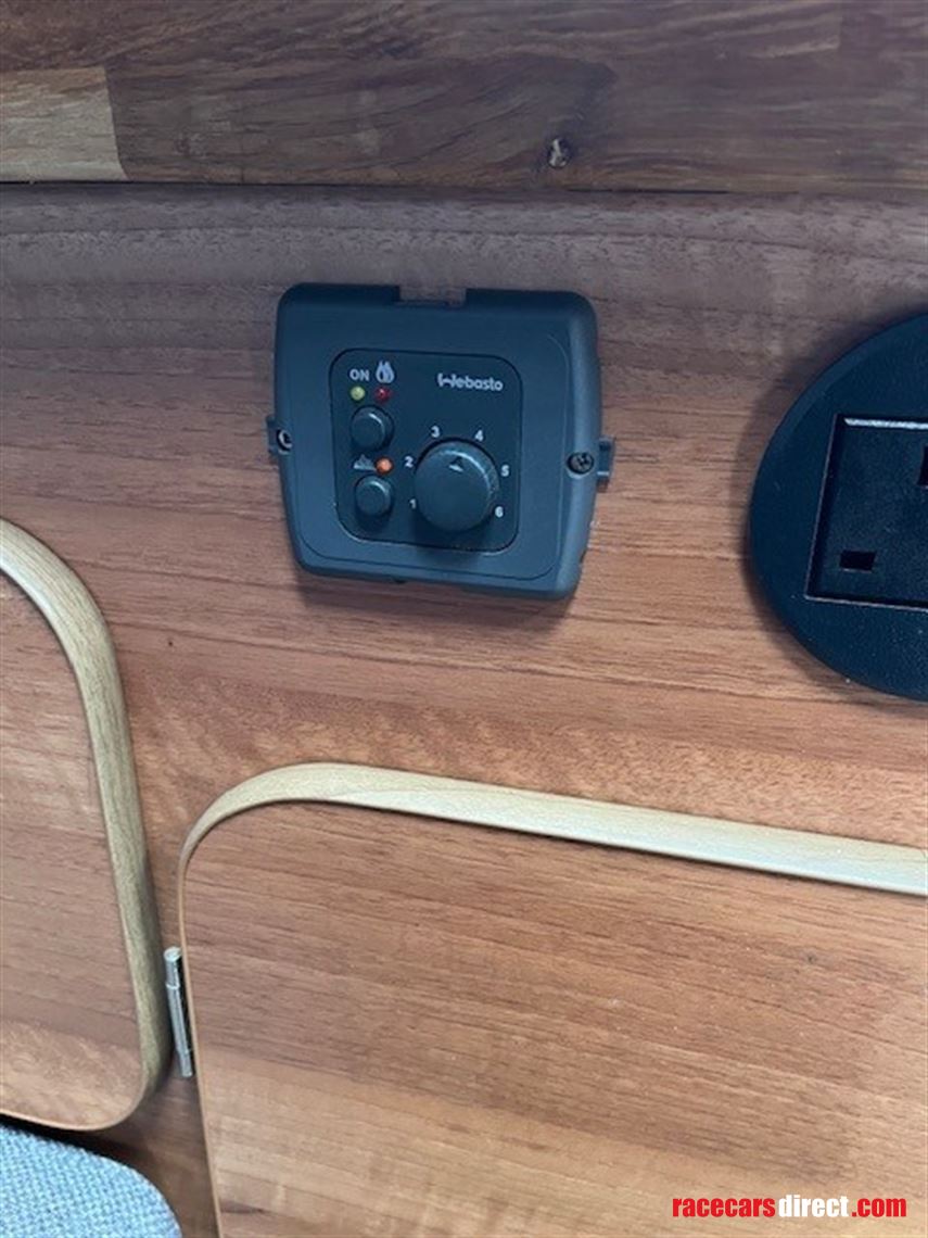 iveco-race-transporter-motorhome