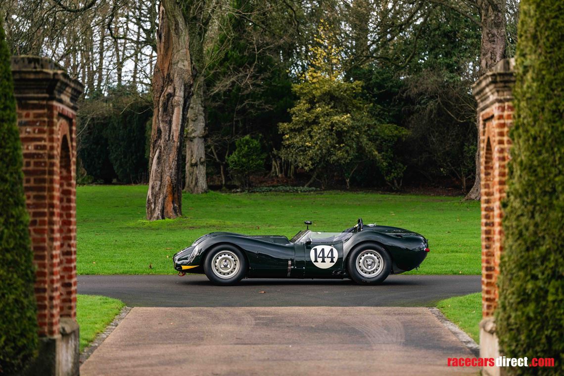 1958-lister-jaguar-knobbly
