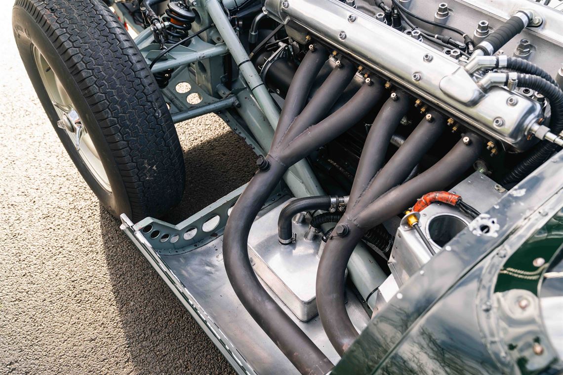 1958-lister-jaguar-knobbly