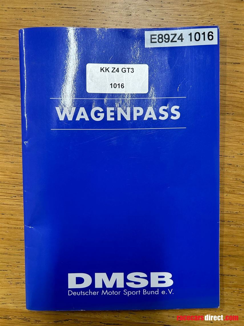 z4-bmw-gt3-2011-2012-ex-schubert