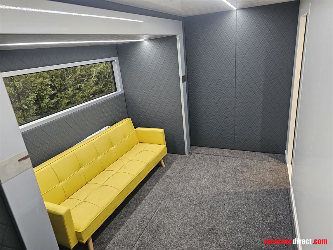 high-spec-2023-renegade-triple-slide-out-tran