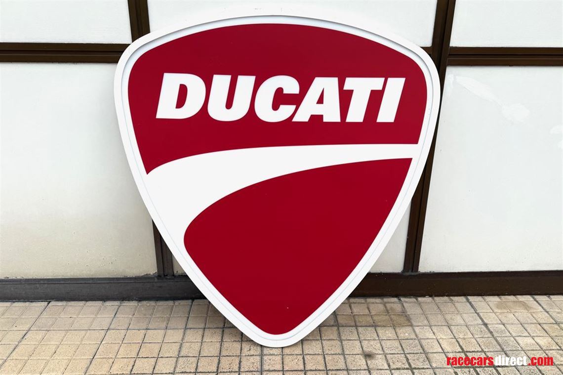 ducati-dealer-illuminated-sign