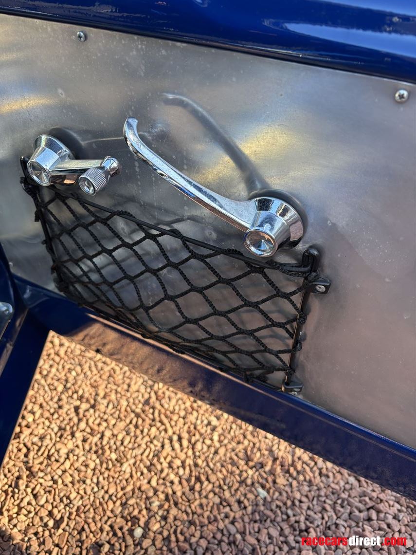 1964-ford-mustang-289-notchback