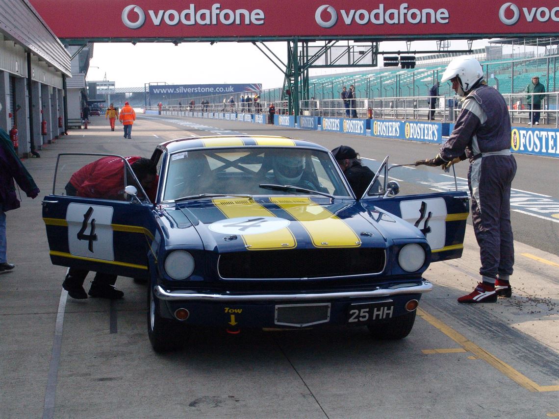 1964-ford-mustang-289-notchback