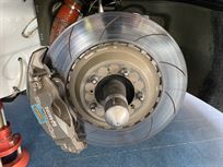 porsche-9912-gt3-r---brake-calipers