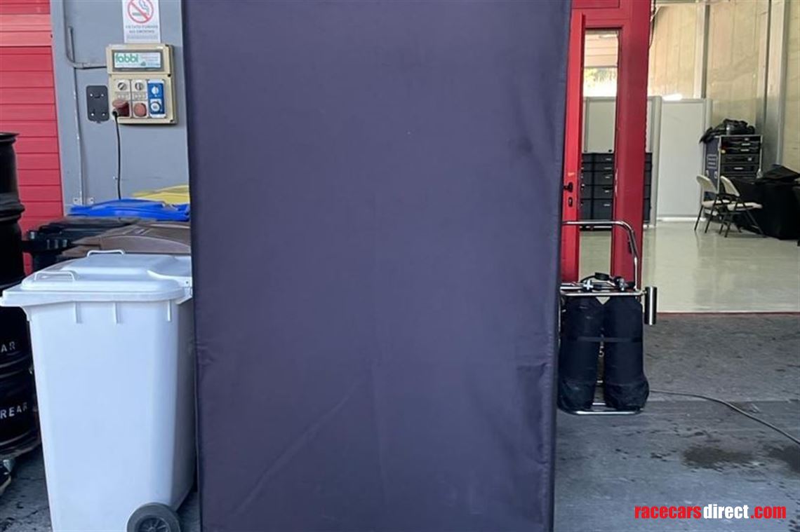 2-x-bay-tyre-tent-with-heater