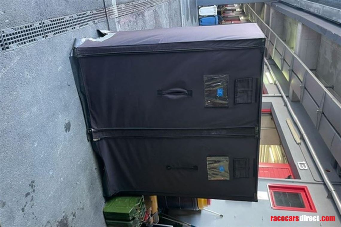 2-x-bay-tyre-tent-with-heater