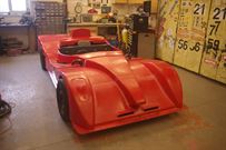 tynant---sportsrace-car