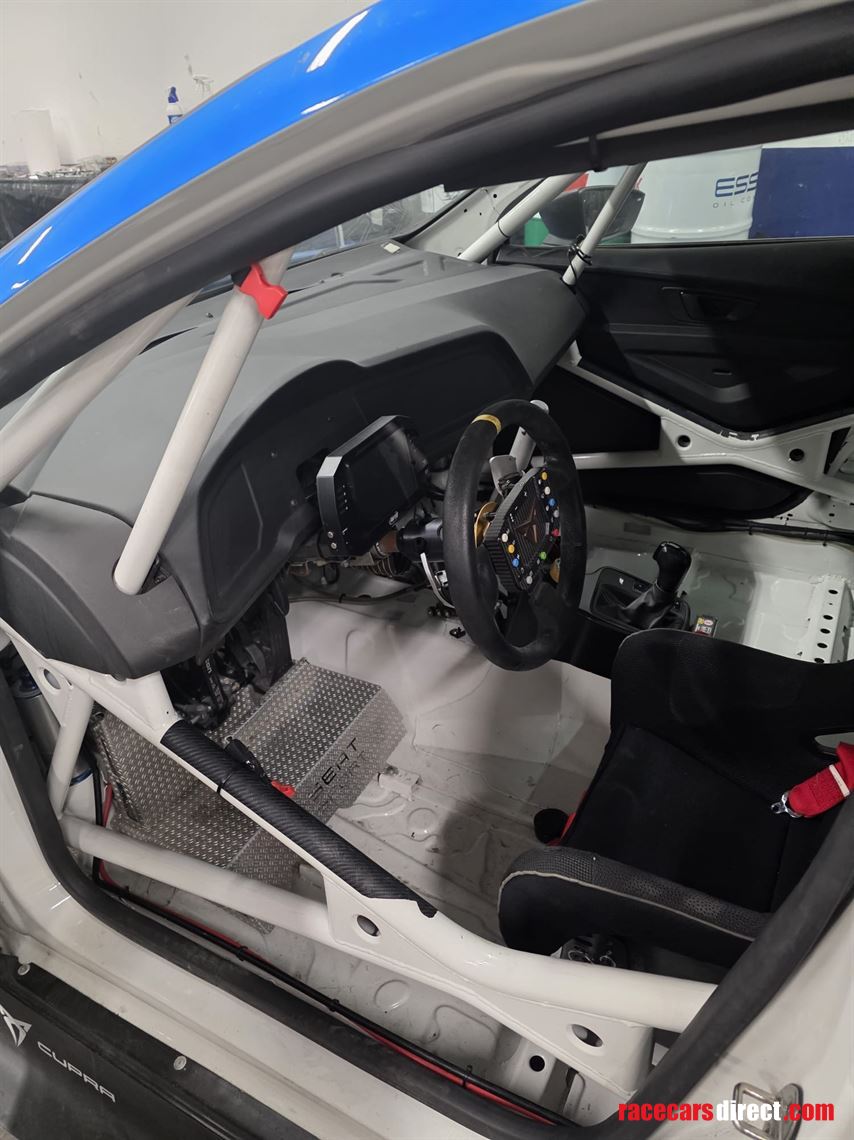 2-cupra-tcr-dsg-cars-for-sale