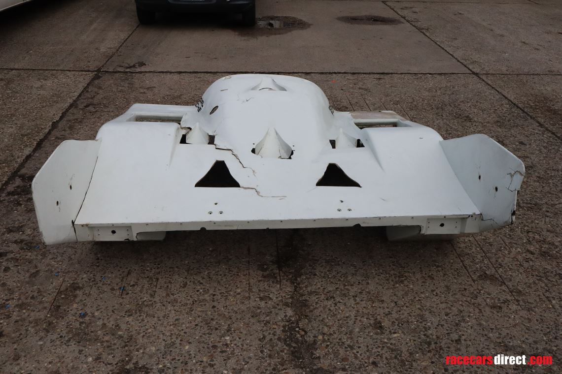 porsche-962-rear-bonnet