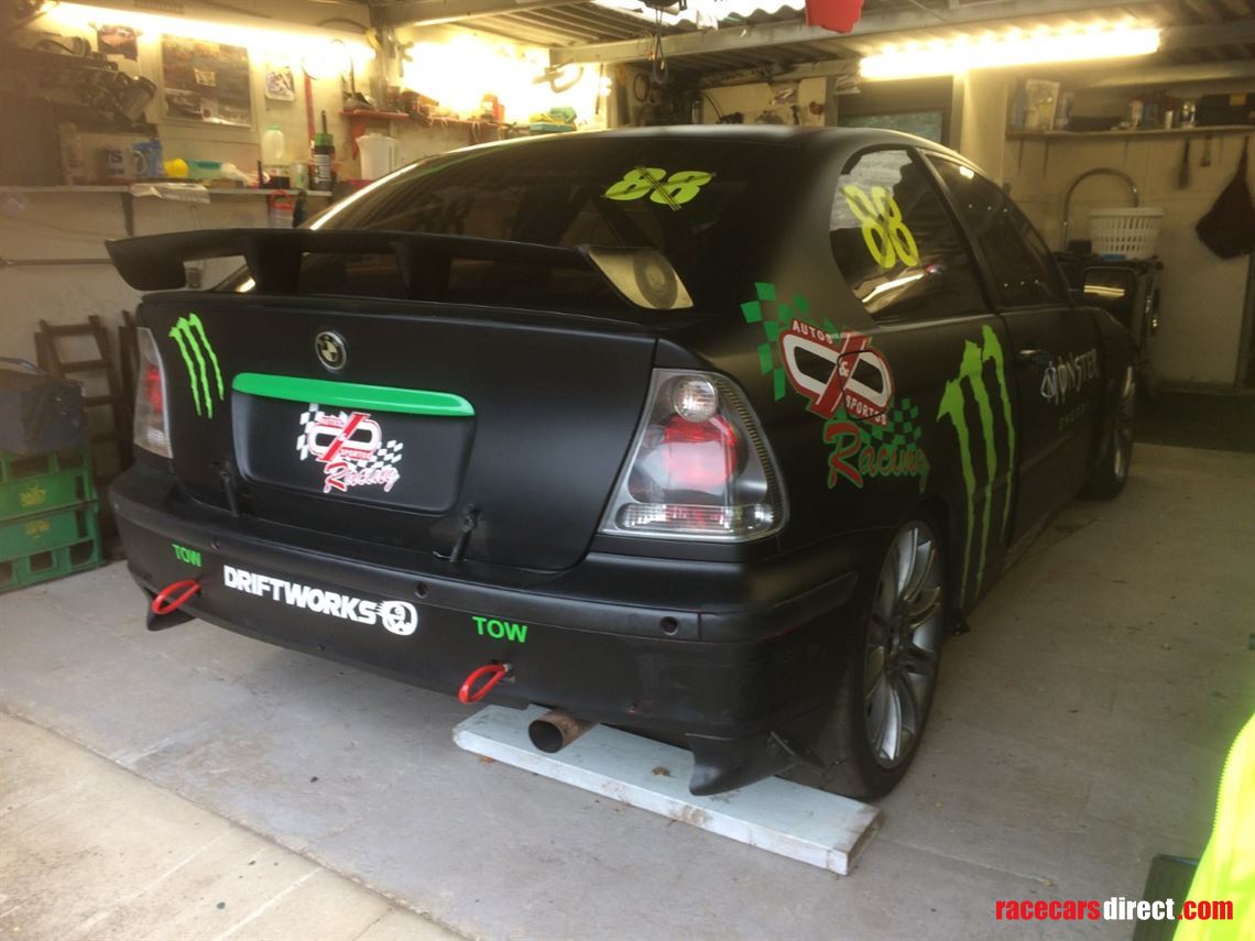 28-bmw-compact-m-spec