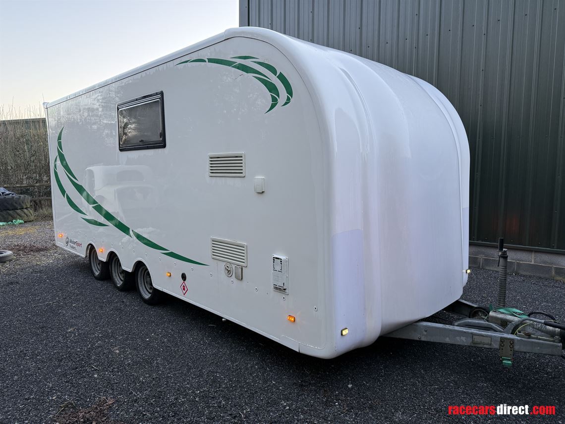 motorsport-trailers-5800-car-trailer-with-liv