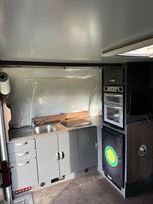 motorsport-trailers-5800-car-trailer-with-liv