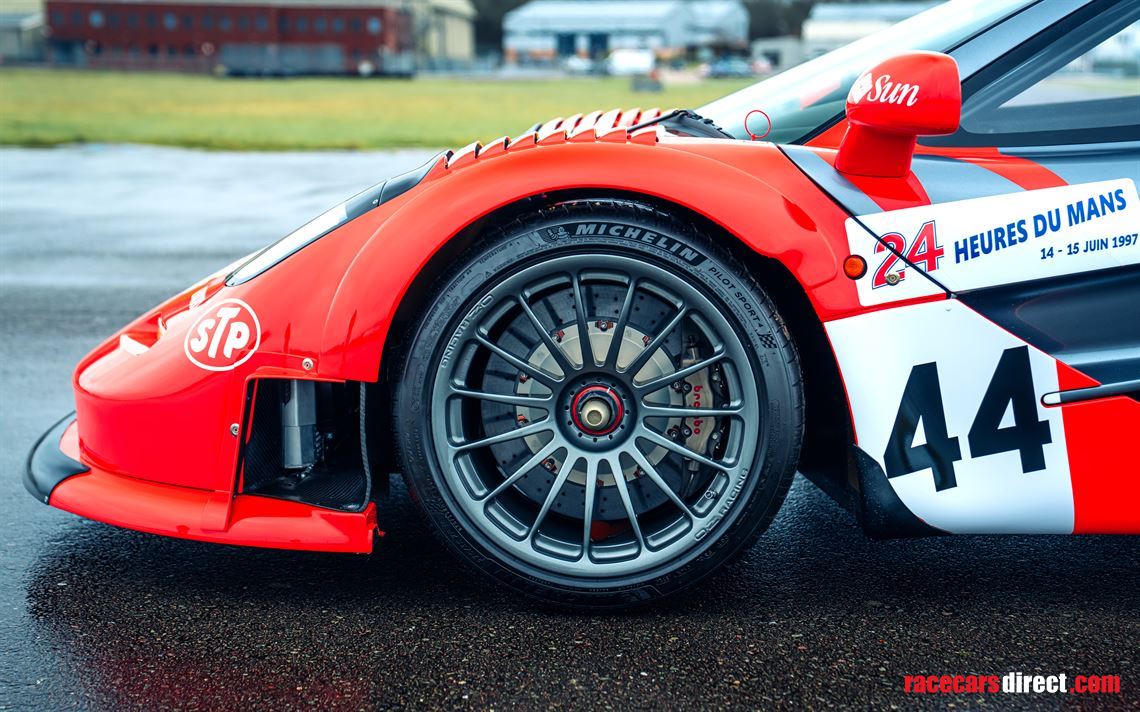 1997-mclaren-f1-gtr