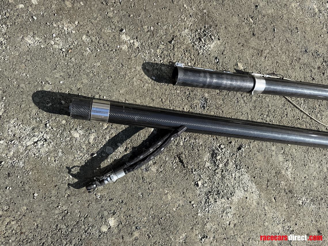 carbon-pit-lane-boom