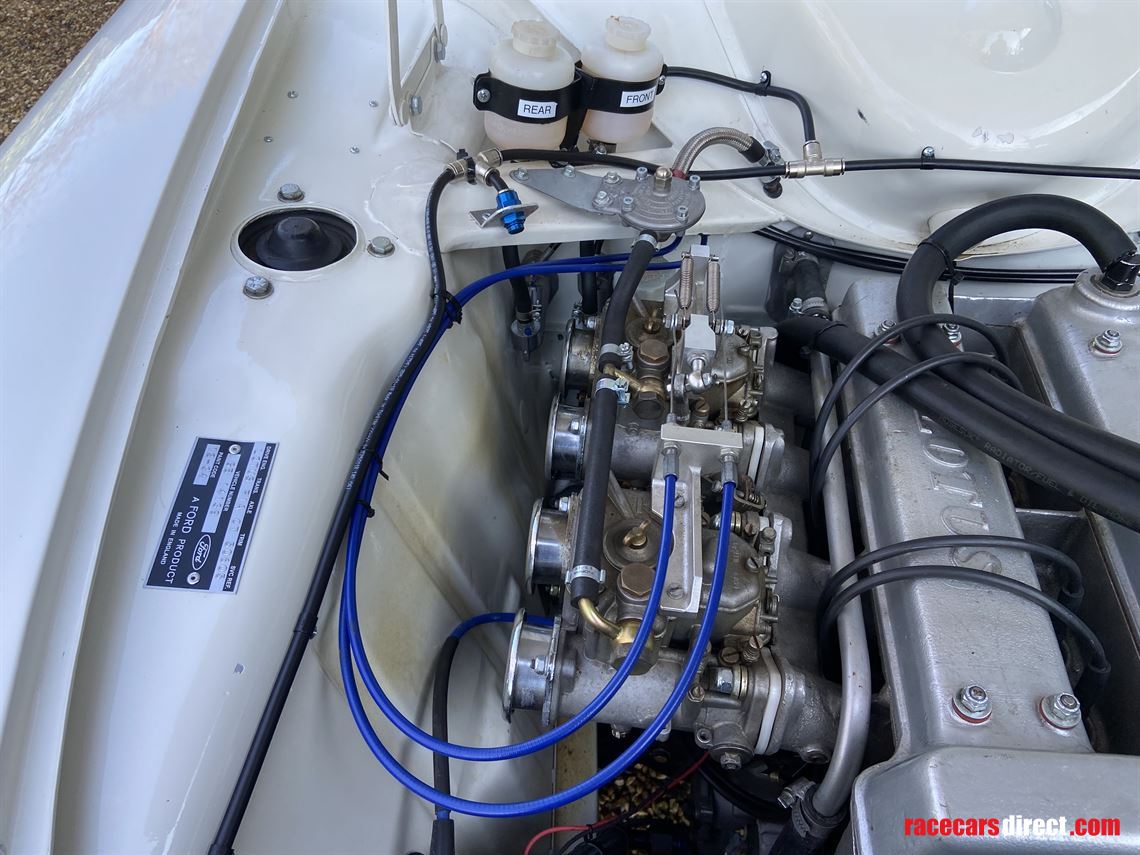 lotus-cortina-fia-race-car