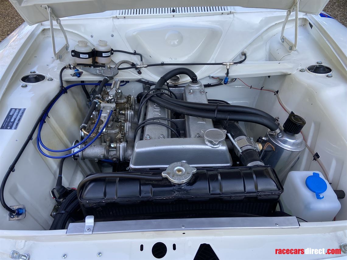 lotus-cortina-fia-race-car