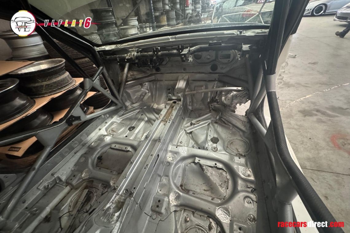 porscher-997-2007-gt3-rally-gt10---accidented