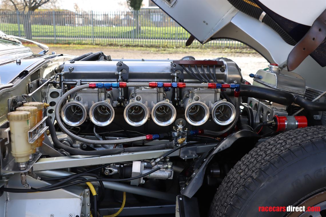 1965-jaguar-e-type-fhc-low-drag-competition