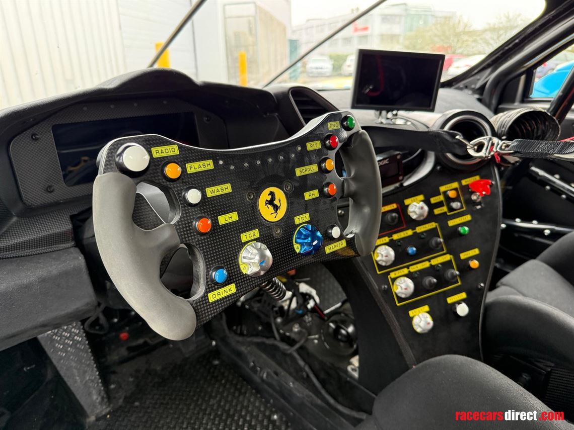 2018-ferrari-488-challenge-evo