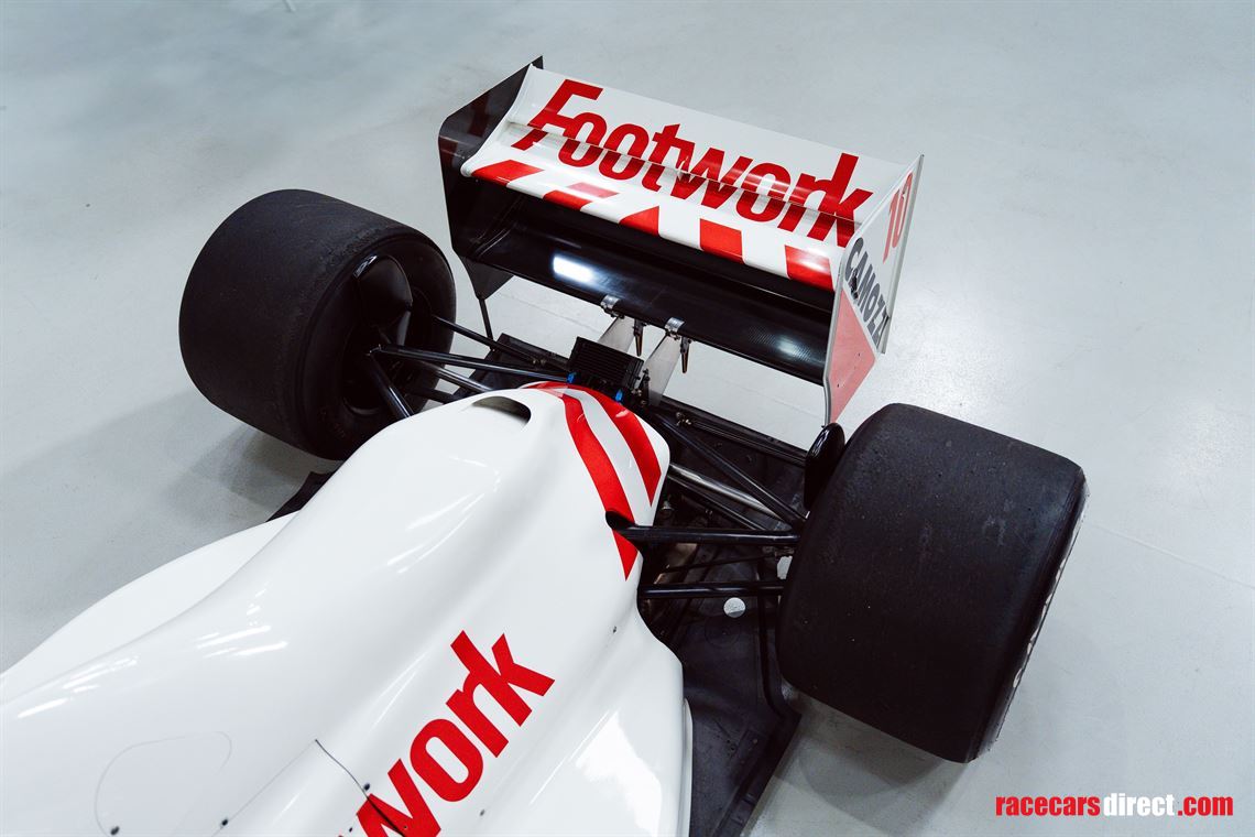 f1-arrows-a11-01